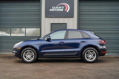 2018 Porsche Macan Sport Utility 4D