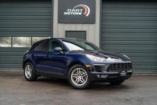 2018 Porsche Macan Sport Utility 4D