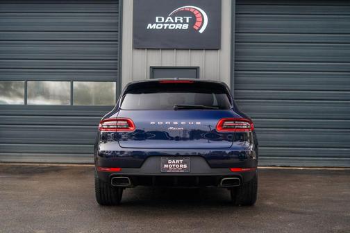 2018 Porsche Macan Sport Utility 4D