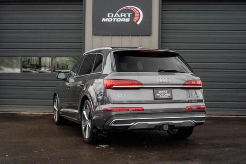 2021 Audi Q7 55 Prestige