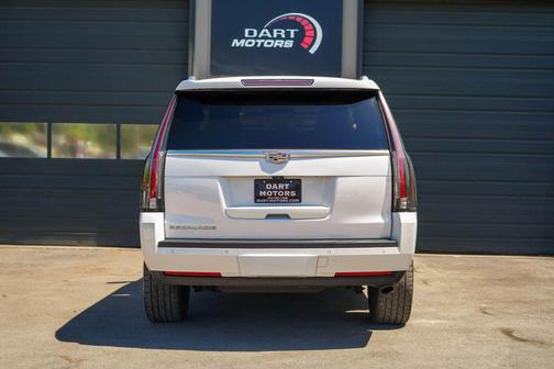 2017 Cadillac Escalade Luxury