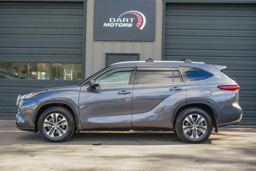 2020 Toyota Highlander Hybrid XLE