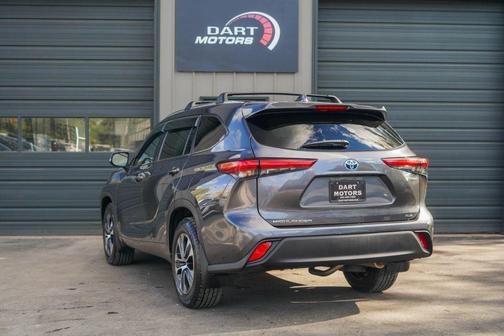 2020 Toyota Highlander Hybrid XLE