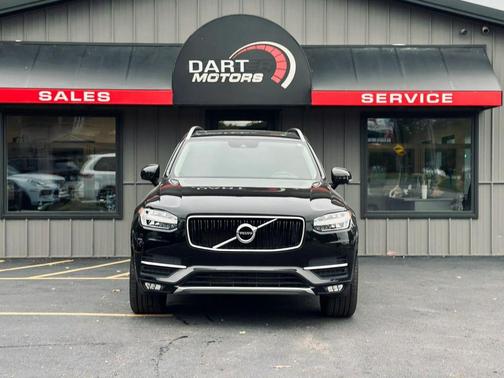 2019 Volvo XC90 T6 Momentum