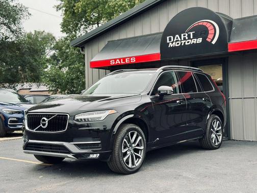 2019 Volvo XC90 T6 Momentum