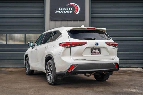 2020 Toyota Highlander Hybrid XLE