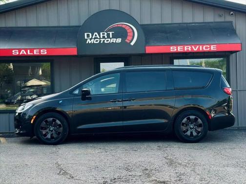2019 Chrysler Pacifica Hybrid Touring L