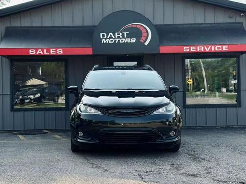 2019 Chrysler Pacifica Hybrid Touring L