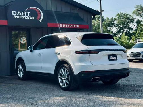 2020 Porsche Cayenne Sport Utility 4D