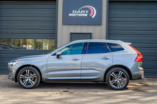 2019 Volvo XC60 T5 Momentum