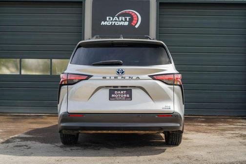 2022 Toyota Sienna XLE