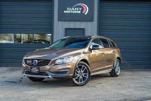 2016 Volvo V60 Cross Country T5