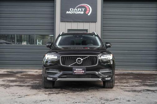 2018 Volvo XC90 T6 Momentum
