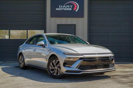 Silver 2026 Hyundai SONATA Hybrid SE