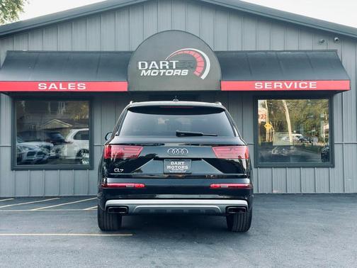 2019 Audi Q7 45 Premium Plus