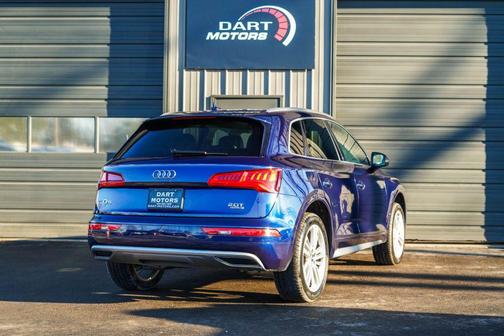 2018 Audi Q5 Premium Plus w/Technology Value Pkg Sport Utility 4D