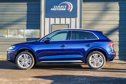 2018 Audi Q5 Premium Plus w/Technology Value Pkg Sport Utility 4D