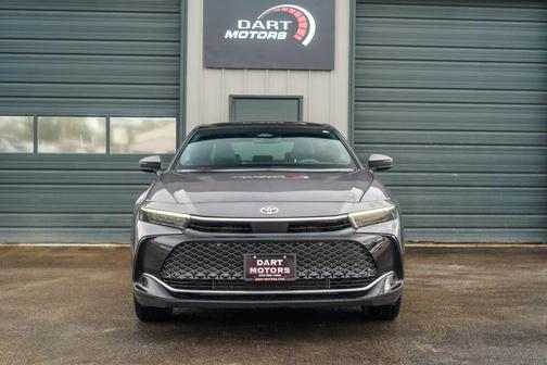 2023 Toyota Crown Platinum Sedan 4D