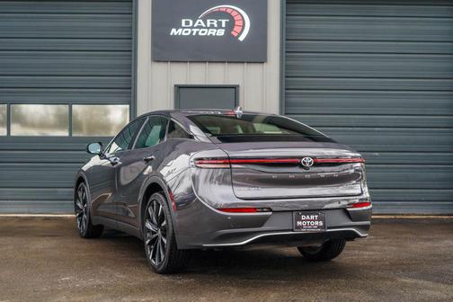 2023 Toyota Crown Platinum Sedan 4D