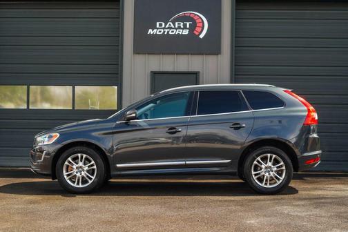 Black 2014 Volvo XC60 3.2