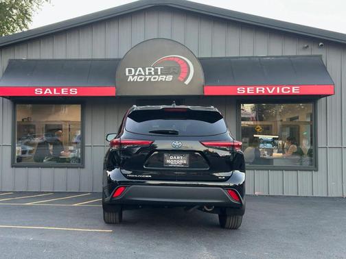 2021 Toyota Highlander Hybrid XLE