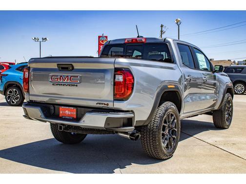 2025 GMC Canyon AT4