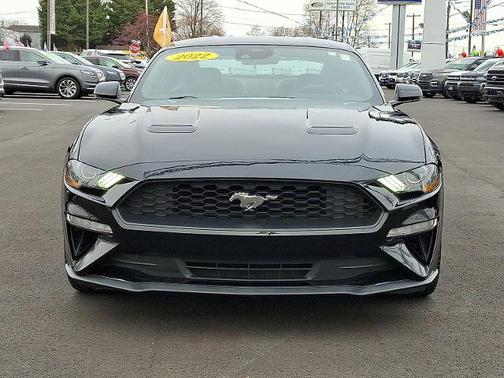 2022 Ford Mustang ECOBOOST PREMIUM