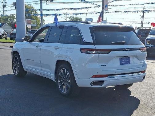 2023 Jeep Grand Cherokee OVERLAND