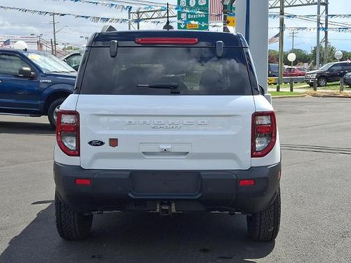 OXFORD WHITE 2025 Ford Bronco Sport BADLANDS
