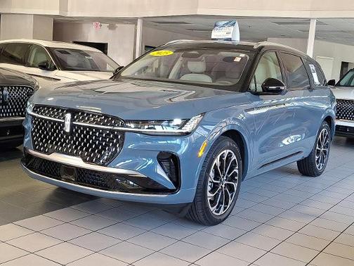 2025 Lincoln Nautilus RESERVE