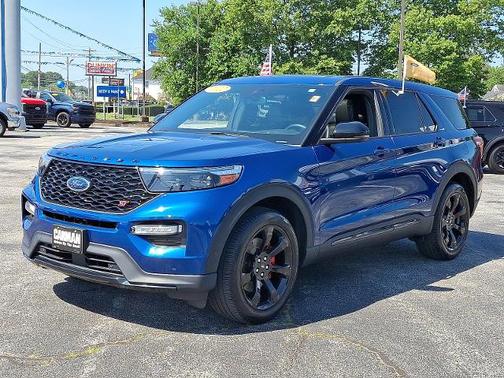 2022 Ford Explorer ST