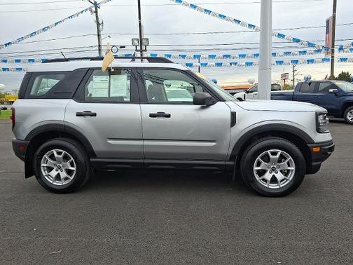 ICONIC SILVER METALLIC 2021 Ford Bronco Sport BASE