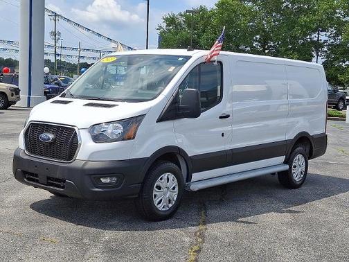 2023 Ford Transit-250