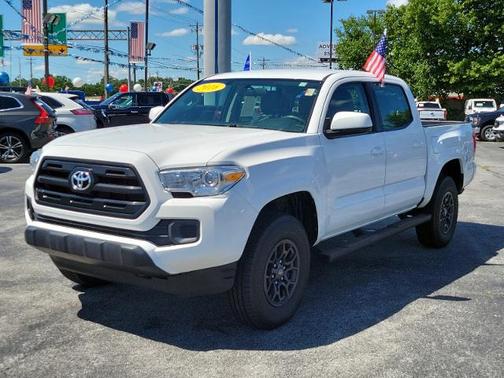 2016 Toyota Tacoma SR