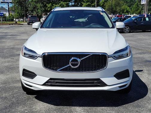 2018 Volvo XC60 T5 MOMENTUM