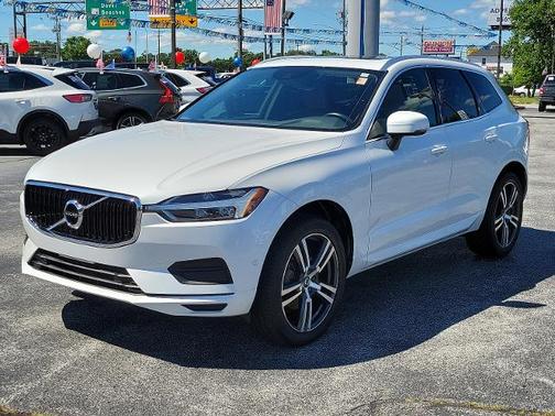 2018 Volvo XC60 T5 MOMENTUM