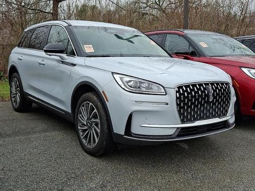 CRYSTAL WHITE MET CC 2025 Lincoln Corsair RESERVE