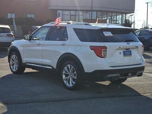 2023 Ford Explorer PLATINUM