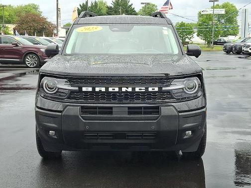 SHADOW BLACK 2025 Ford Bronco Sport OUTER BANKS