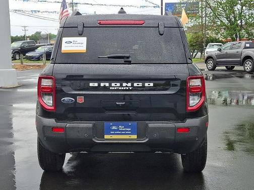 SHADOW BLACK 2025 Ford Bronco Sport OUTER BANKS