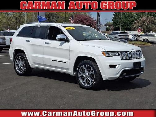 Bright White Clearcoat 2019 Jeep Grand Cherokee OVERLAND