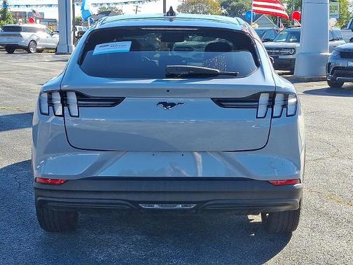 2024 Ford Mustang Mach-E SELECT