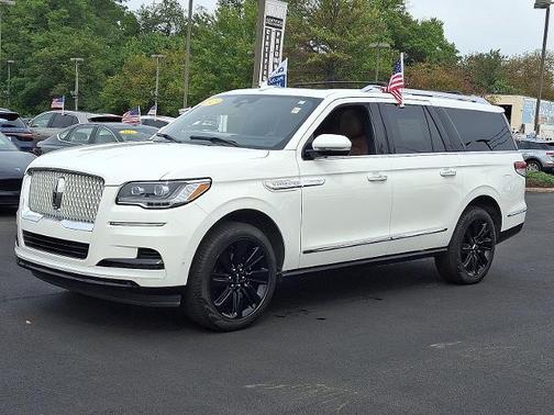 2023 Lincoln Navigator L RESERVE