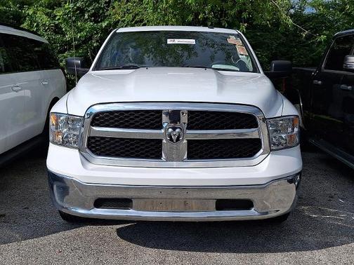 Bright White Clearcoat 2022 RAM 1500 Classic TRADESMAN
