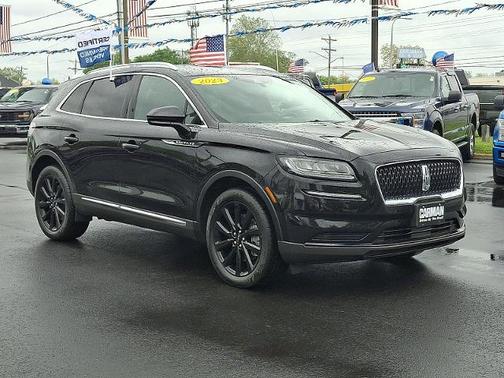 INFINITE BLACK MET CC 2023 Lincoln Nautilus RESERVE
