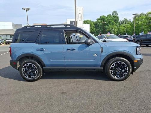 AZURE GRAY METALLIC TRI-COA 2025 Ford Bronco Sport OUTER BANKS