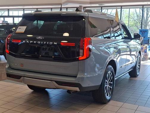 GLACIER GRAY METALLIC TC 2025 Ford Expedition PLATINUM
