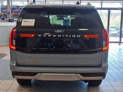 GLACIER GRAY METALLIC TC 2025 Ford Expedition PLATINUM
