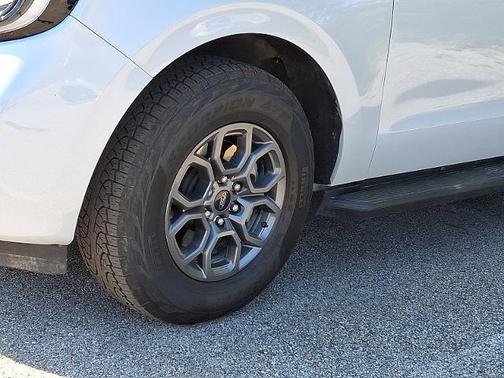 SPACE SILVER METALLIC 2025 Ford Expedition ACTIVE