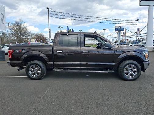 MAGMA RED 2019 Ford F-150 XLT